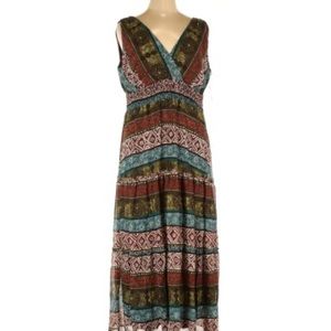 NWOT Roz & Ali maxi dress